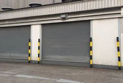 Alsip Garage Doors Store Alsip, IL 708-304-4627 - rolling-garage-side